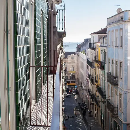 Flh Bairro Alto Balcony With River View *